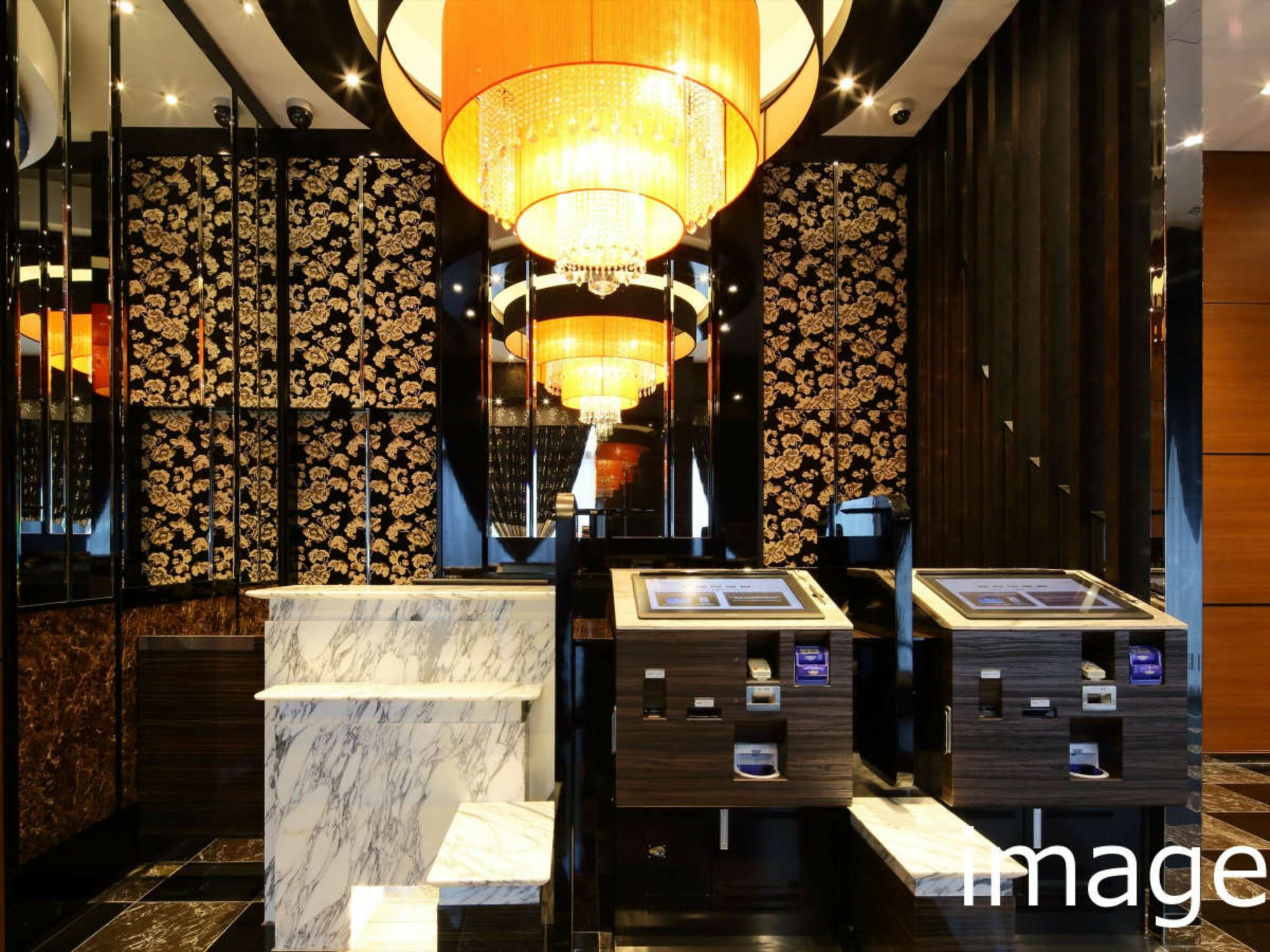 Apa Hotel Higashi Umeda Minami Morimachi Ekimae Osaka Exterior foto